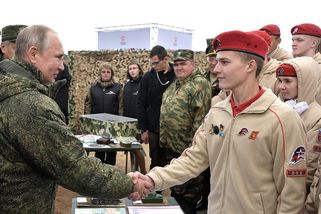 Ruský ekonom popsal, co přijde po Putinovi: „Krvavý boj gangů se zbraněmi z fronty. Nedokážeme si to představit“